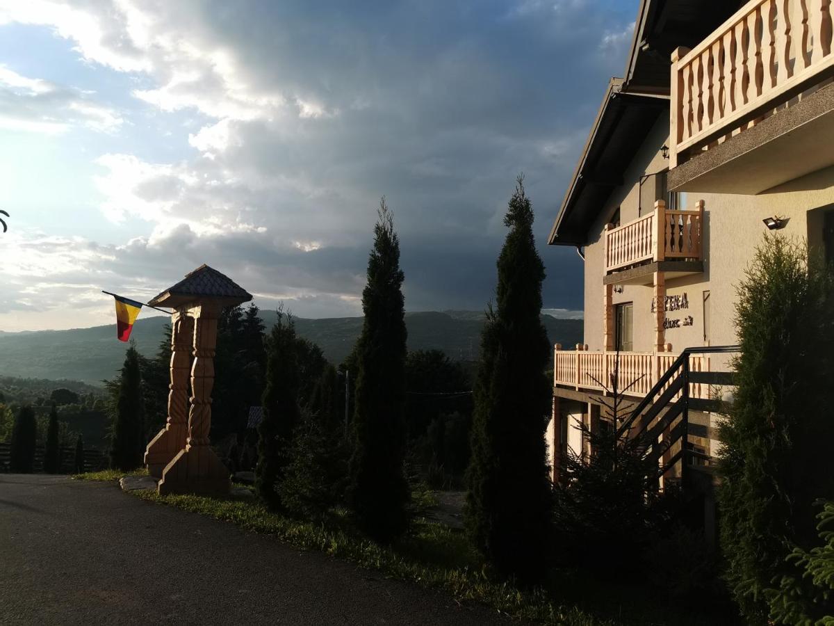 Отель Alpina Panoramic Мойсей Экстерьер фото